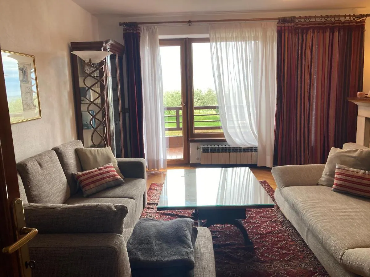 Apartment Villa Mar'E Luce Zambratija